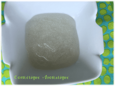 Gel gommant et émollient mains et pieds